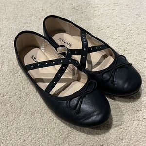 Stevie’s black slip on shoe